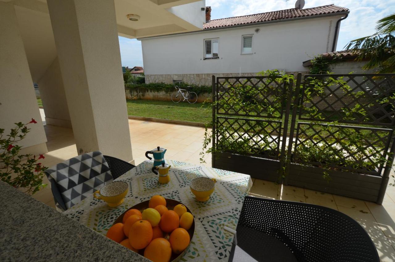 Apartments Karmen Maria Novigrad  Exterior photo